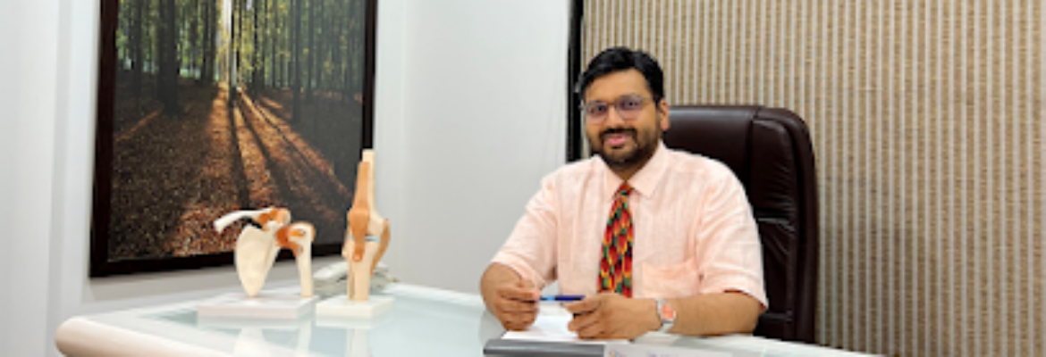 Dr  Abhijeet Savadekar   Knee Specialist in Mumbai   ACL  PCL Tear  Meniscus Repair  Ligament Injury  ACL Surgeon in Mumbai