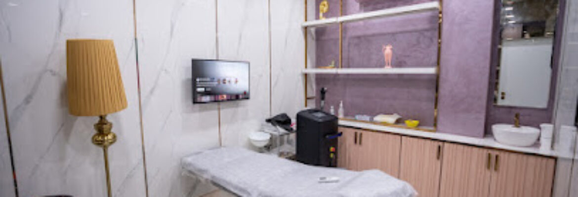 Metamorphosis Clinic   Dermatologist In Charni Road