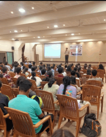 Best CBSE, ICSE, JEE, NEET, MHT-CET Coaching in Charni Road, Mumbai